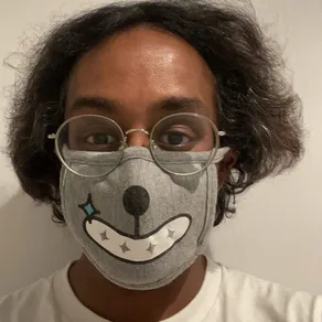 I CAN'T BELIEVE I WENT THE WHOLE PANDEMIC AND FORGOT ABOUT THIS MASK.